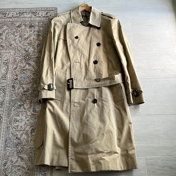 burberry men’s trench coat
